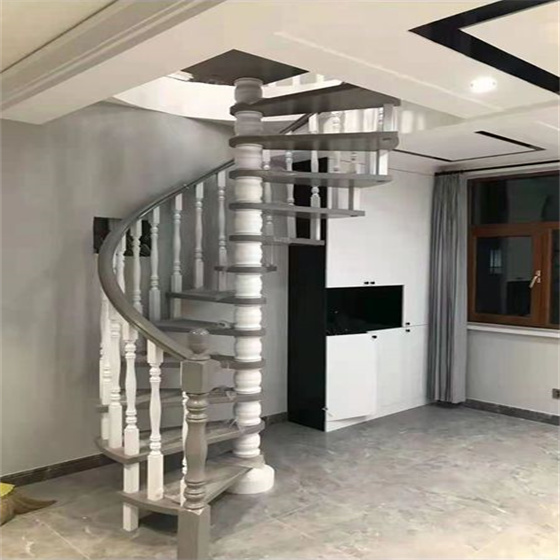仙桃实木旋转楼梯